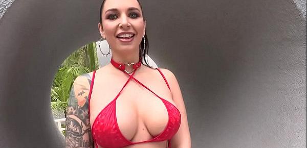  Busty Ivy Lebelle presented her first blowbang party